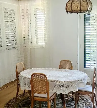 Apartman Ilkidó Ház *